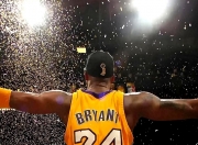 开云体育APP下载-湖人双加时逆袭凯尔特人，詹皇再次创造历史的简单介绍