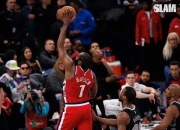 开云体育-雷霆险胜篮网，恩比德统治全场