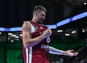 开云体育平台APP-包含湖人翻盘步行者，波尔津吉斯一己之力扛起全队的词条