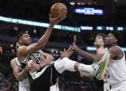 开云体育入口-公牛碾压雄鹿，米切尔点燃赛场的简单介绍