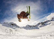 开云平台-沙特之夜，奥亚尔萨瓦尔一锤定音助尤文稳稳拿下关键胜利