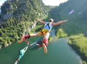 开云体育直播-篮球世界的两极，约基奇无解之谜与热火的狂胜启示