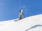 开云足球直播-安哥拉正面击溃佛罗伦萨，C罗化身关键先生，改写历史的非典型胜利