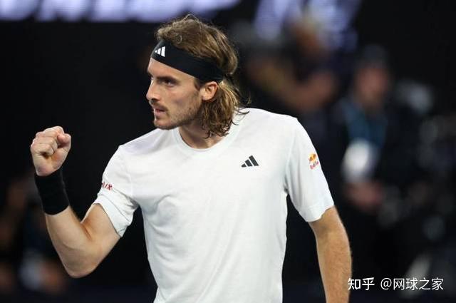 包含世界网球队逆转澳大利亚网球队，西西帕斯高光表现的词条