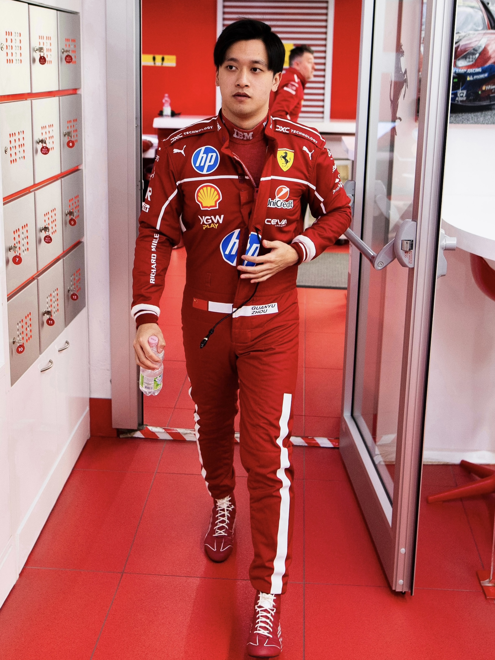 哈斯车队翻盘索伯车队,周冠宇高光表现的简单介绍 哈斯车队翻盘索伯车队,周冠宇高光表现的简单介绍