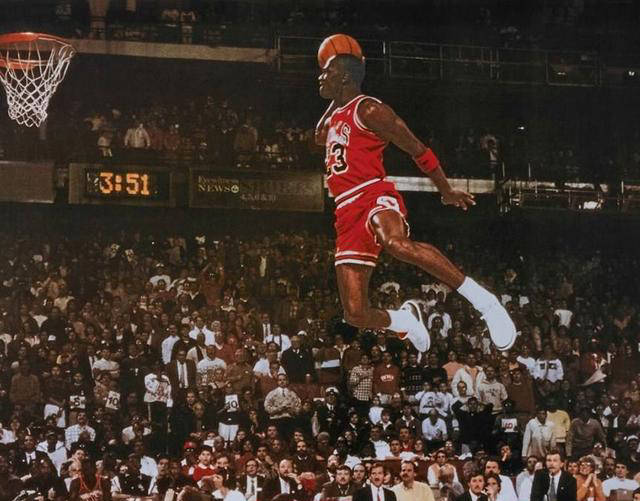 选手技术精湛，展现超凡篮球魔法的简单介绍