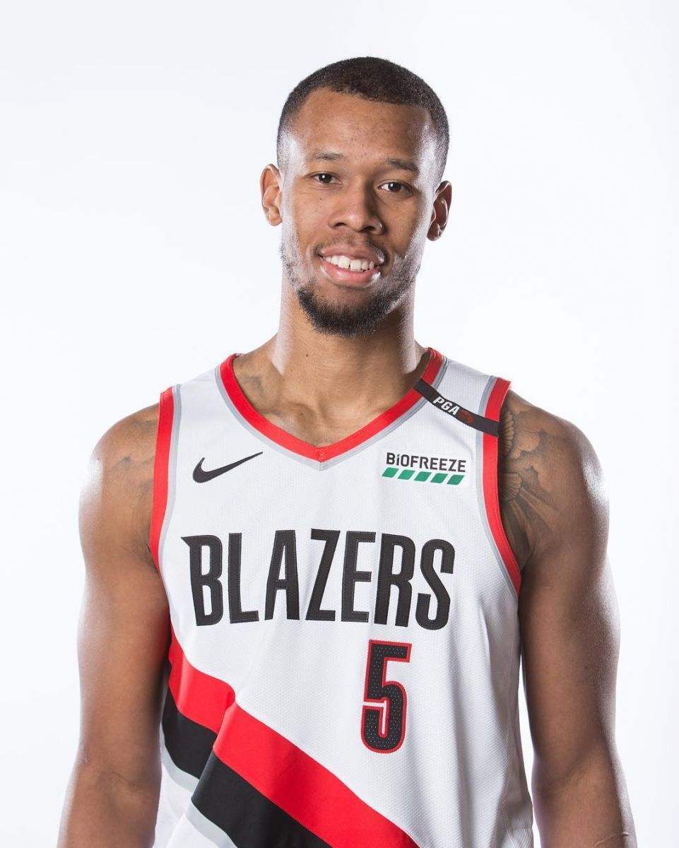 阿尔梅里亚遭遇连败，寻求转机