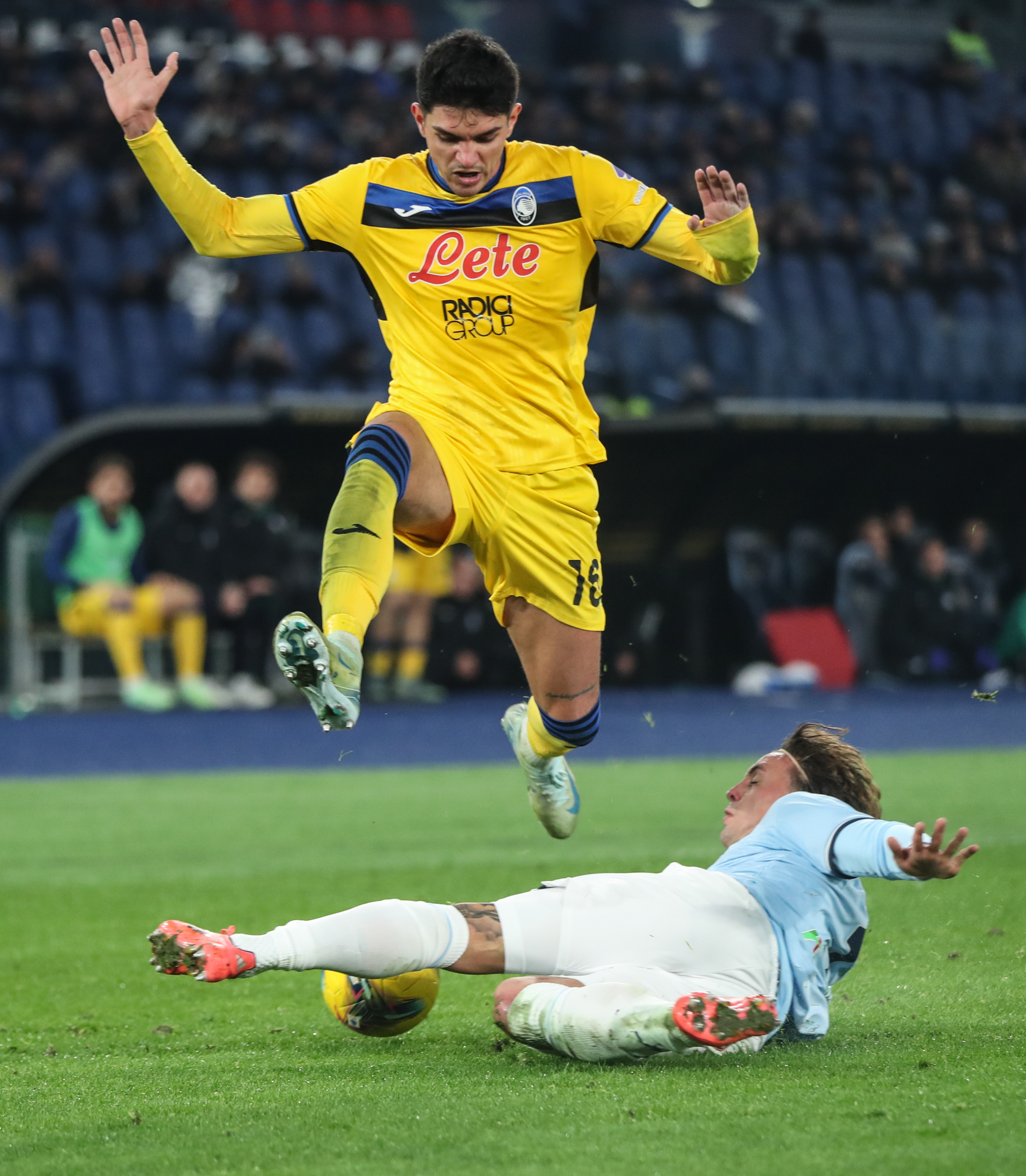 意甲赛场一幕幕波澜壮阔,球迷瞬间热血沸腾的简单介绍 意甲赛场一幕幕波澜壮阔,球迷瞬间热血沸腾的简单介绍