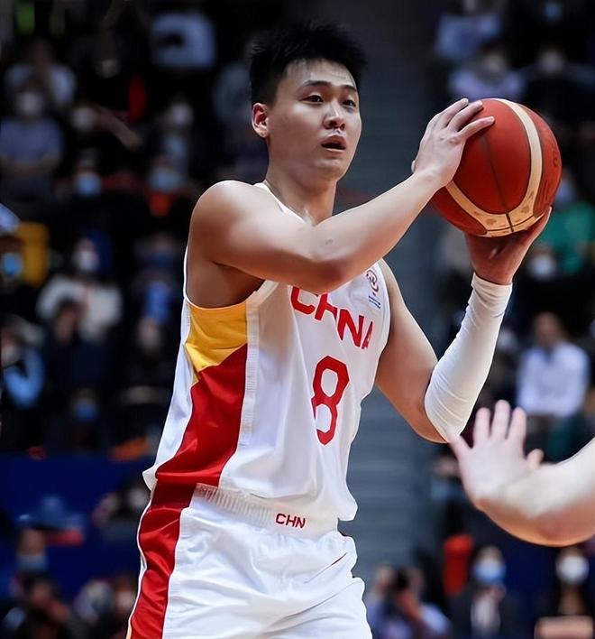 希腊男篮翻盘日本男篮，阿德巴约一己之力扛起全队的简单介绍