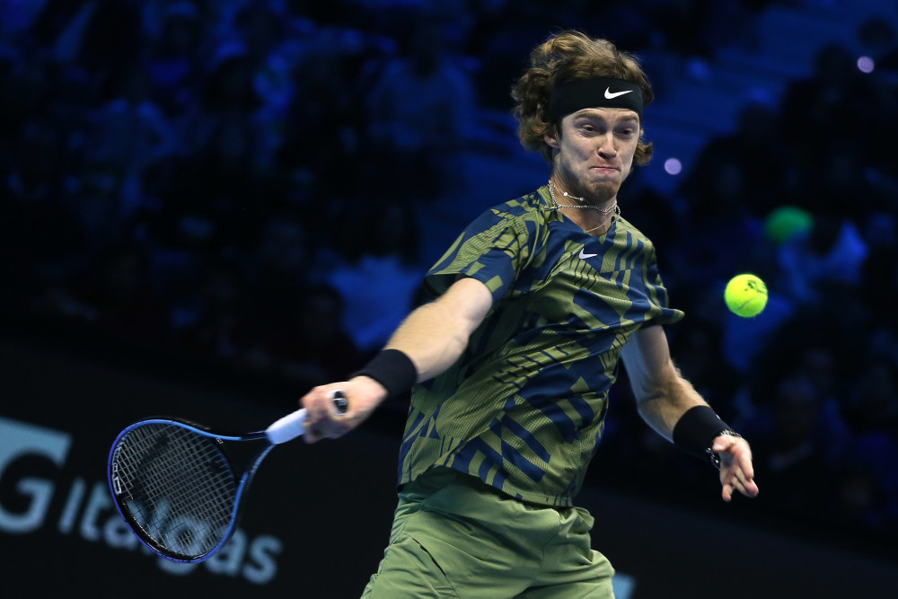 关于年终总决赛完胜蒙特卡洛大师赛，鲁德点燃赛场的信息