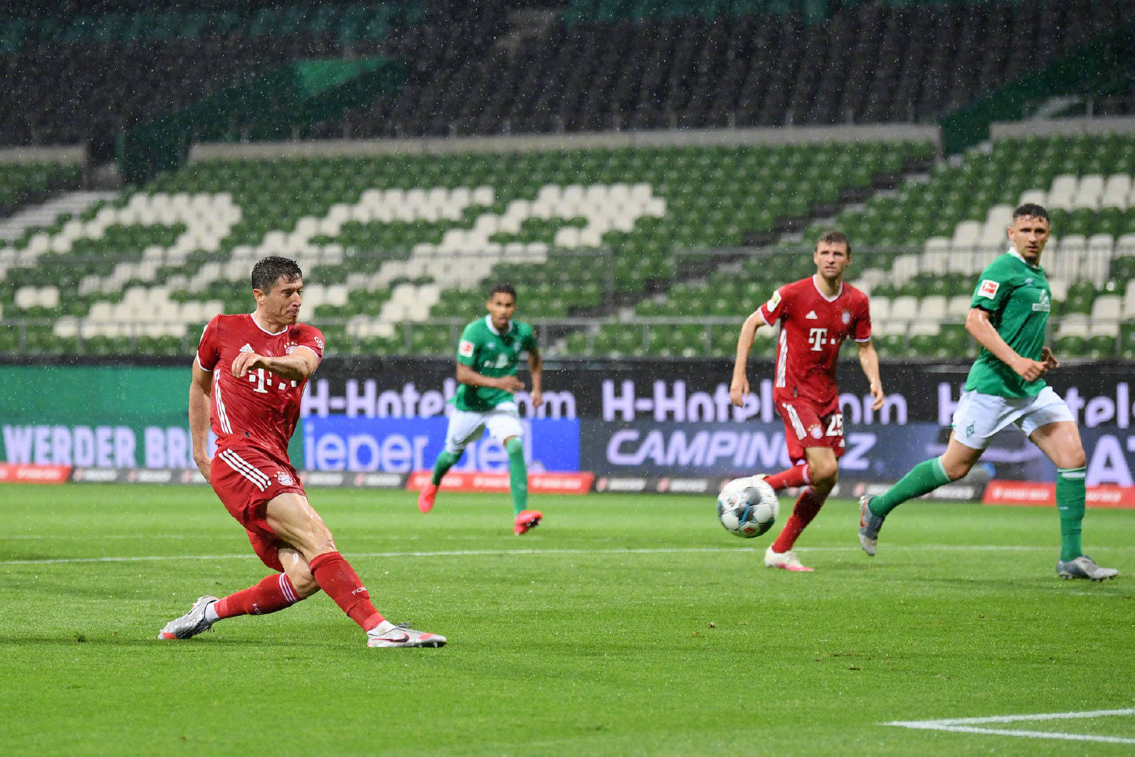 包含日本横扫尤文,莱万高光表现的词条 包含日本横扫尤文,莱万高光表现的词条