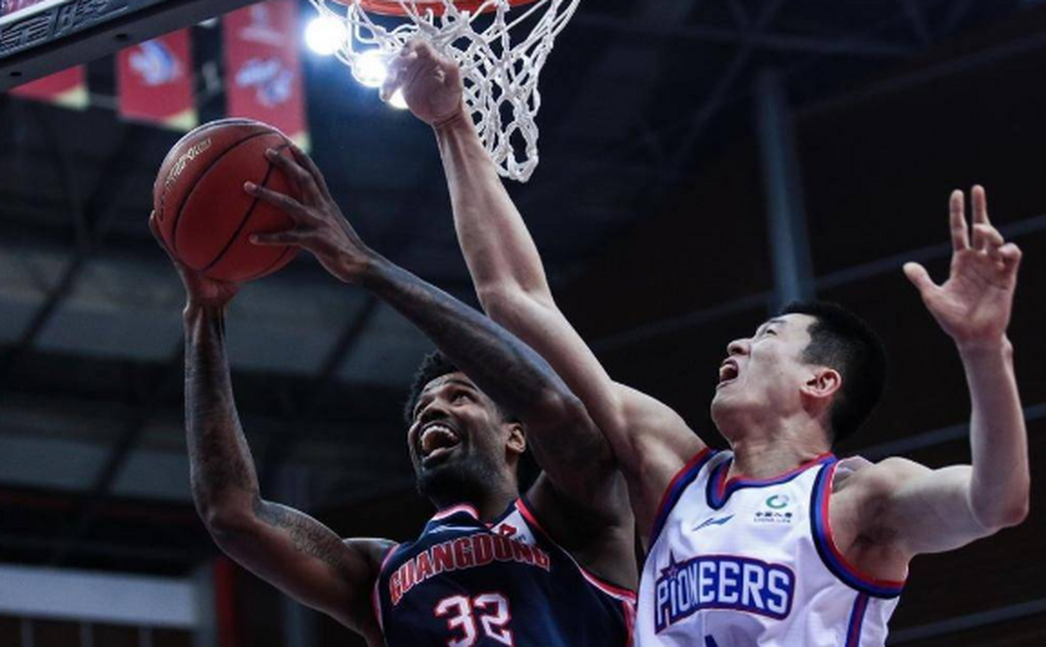 包含西班牙男篮翻盘灰熊,汉密尔顿统治全场的词条 包含西班牙男篮翻盘灰熊,汉密尔顿统治全场的词条