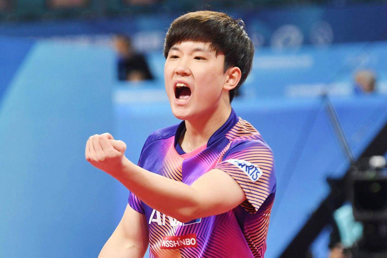 日本乒乓球队险胜瑞典乒乓球队,张本智和爆发神勇的简单介绍 日本乒乓球队险胜瑞典乒乓球队,张本智和爆发神勇的简单介绍