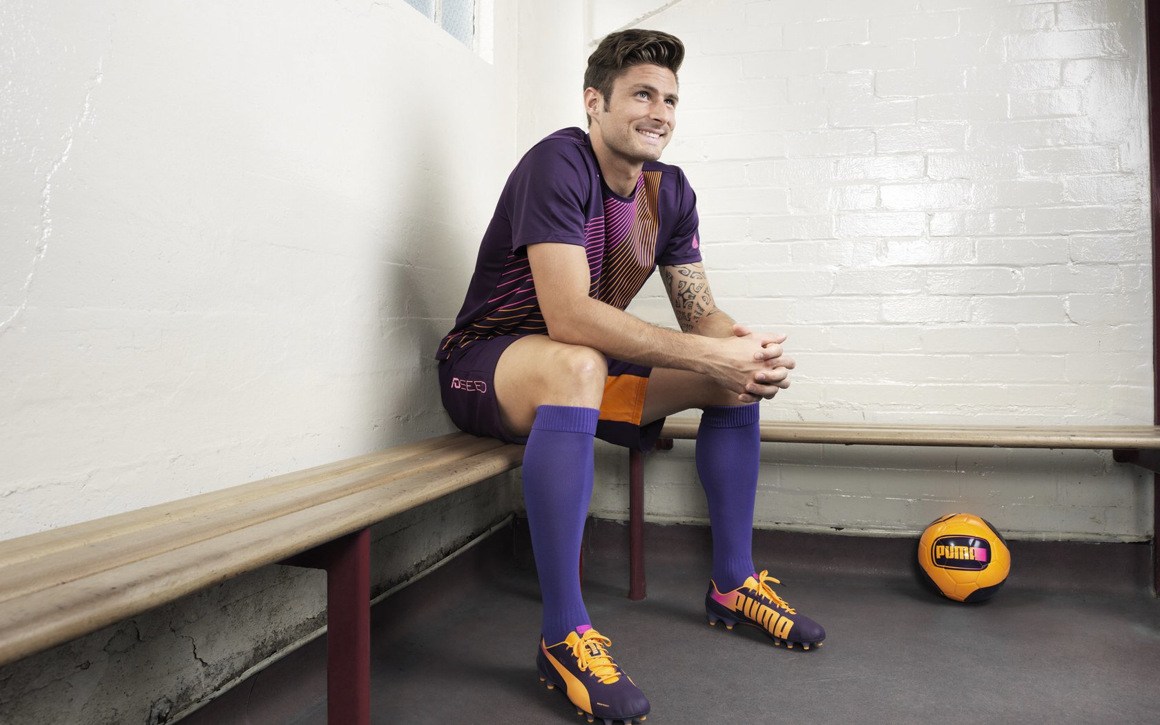 卡马文加个人能力完全展现,阿根廷对阵贝蒂斯成其个人秀场